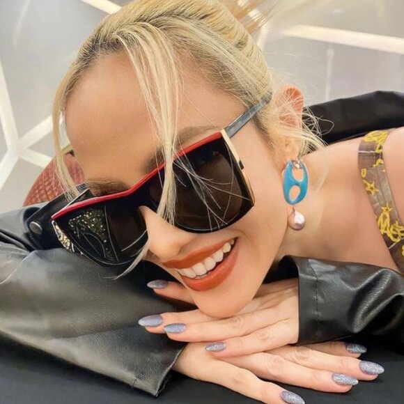 ?️ New Saint Laurent SL539 PALOMA 001 Sunglasses - Black  display picture 3